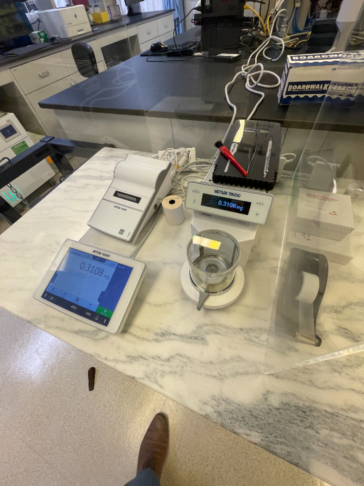 Image of Mettler Toledo XPR2U Microbalance System with Terminal Printer Enclosure and Granite Bench